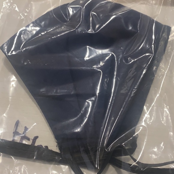 Mask - Picture 3 of 5